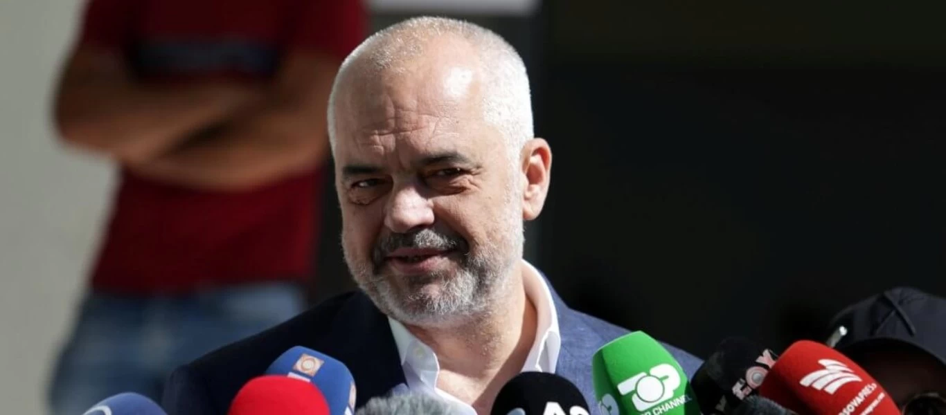 Αιφνιδιαστική επίσκεψη του Έντι Ράμα στην Τουρκία (φώτο)